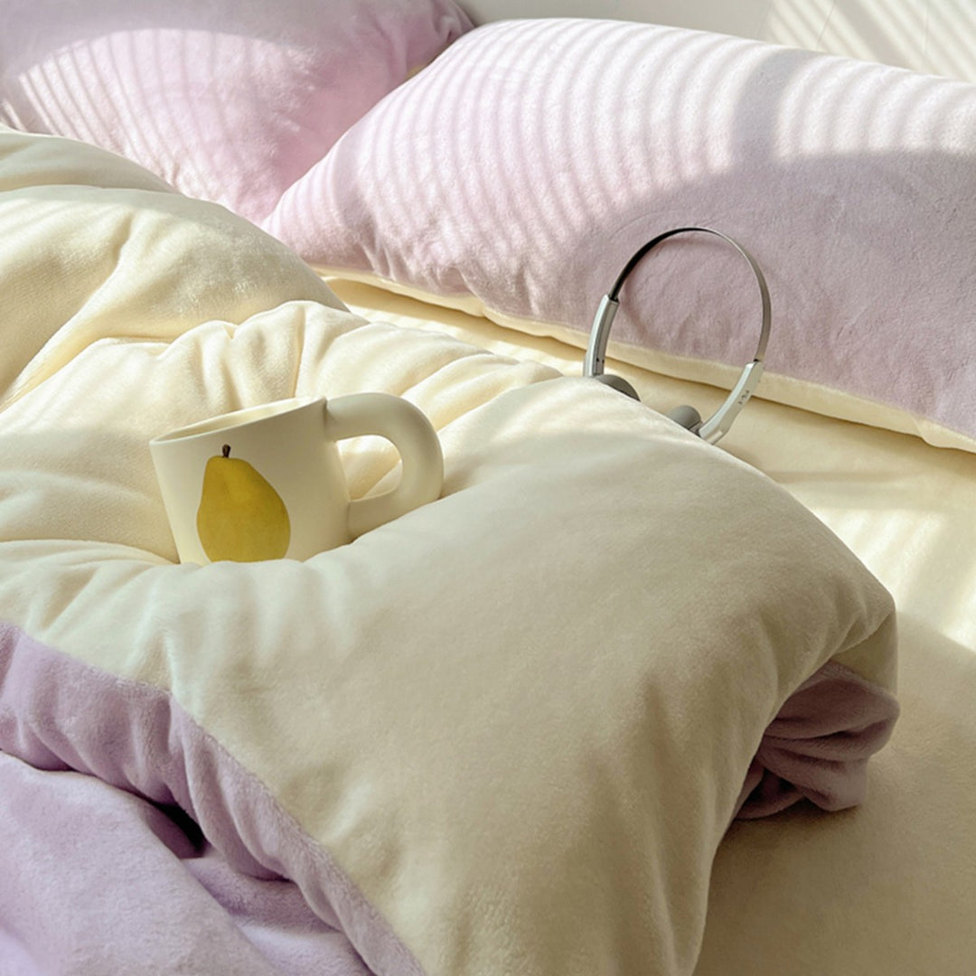 Winter bed linen set made of milk fiber fleece, double-sided