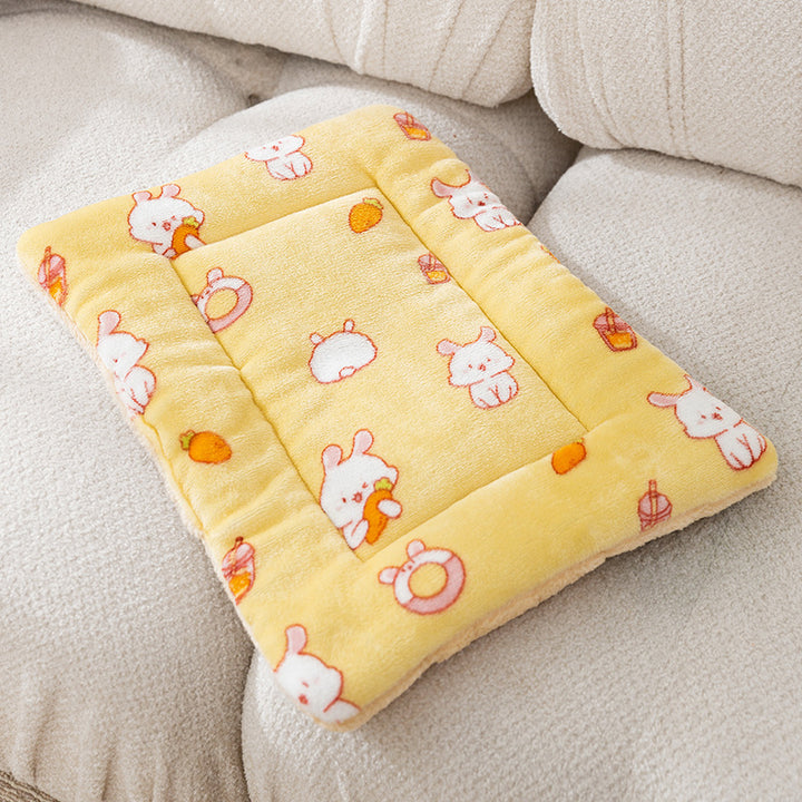 Heating pet mat made of fleece