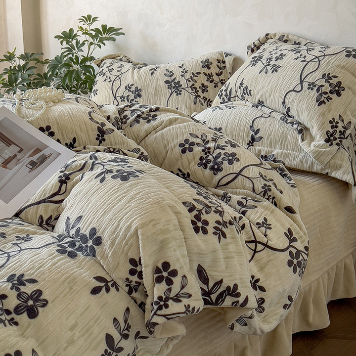 Bedding set made of milk fiber fleece with French embroidery