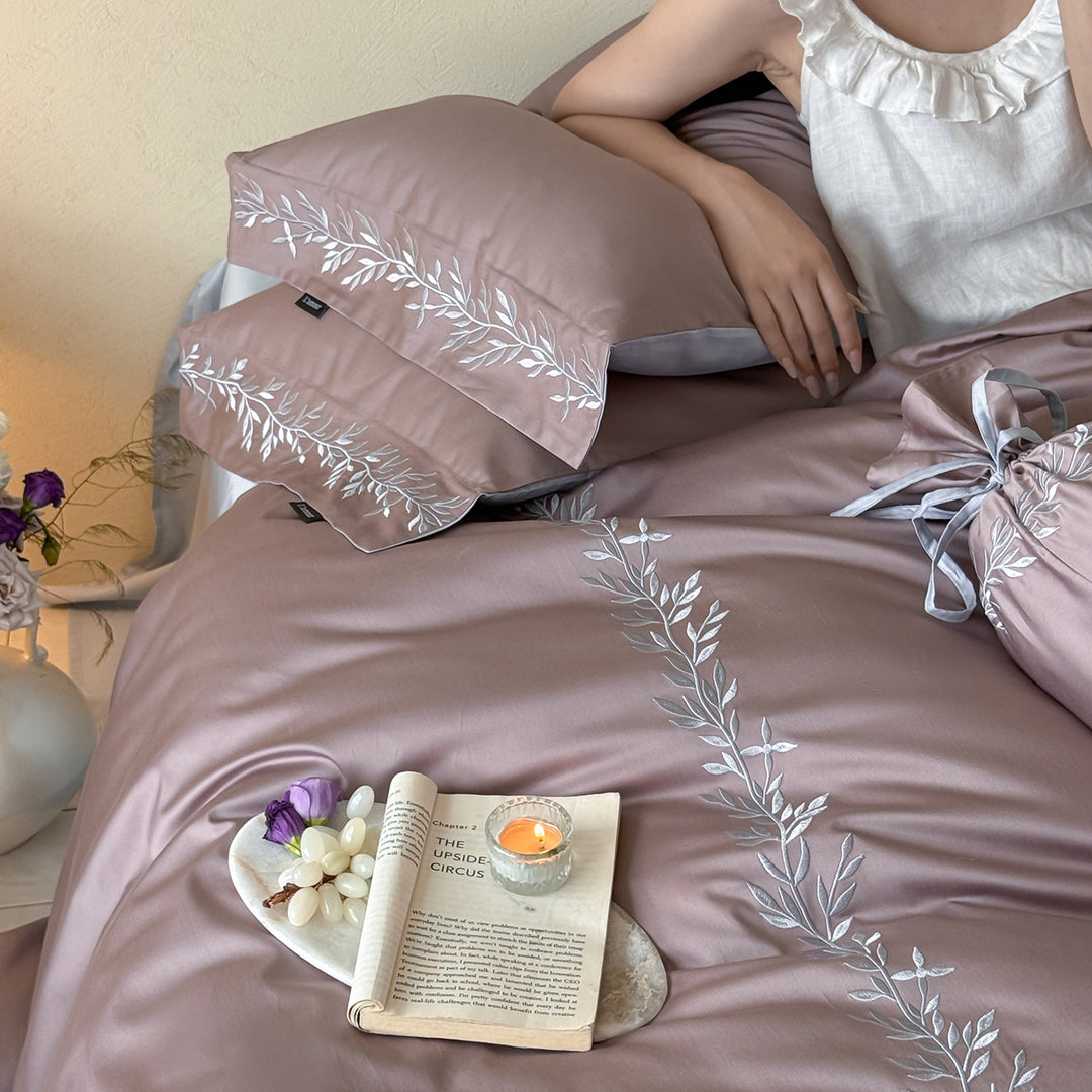 Long-staple cotton bedding, 4-piece, embroidered