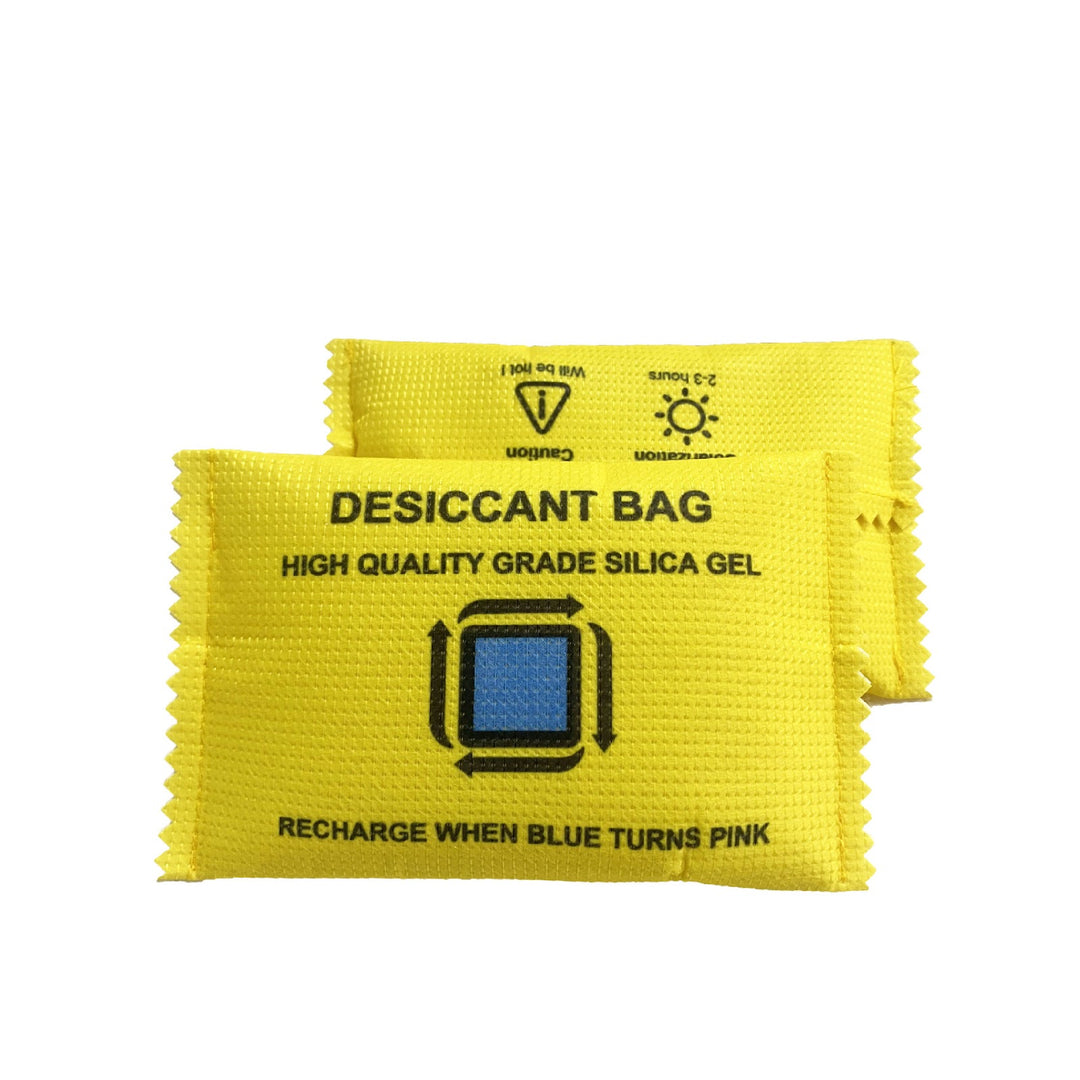 Reusable dehumidifying bag with color-changing silica gel