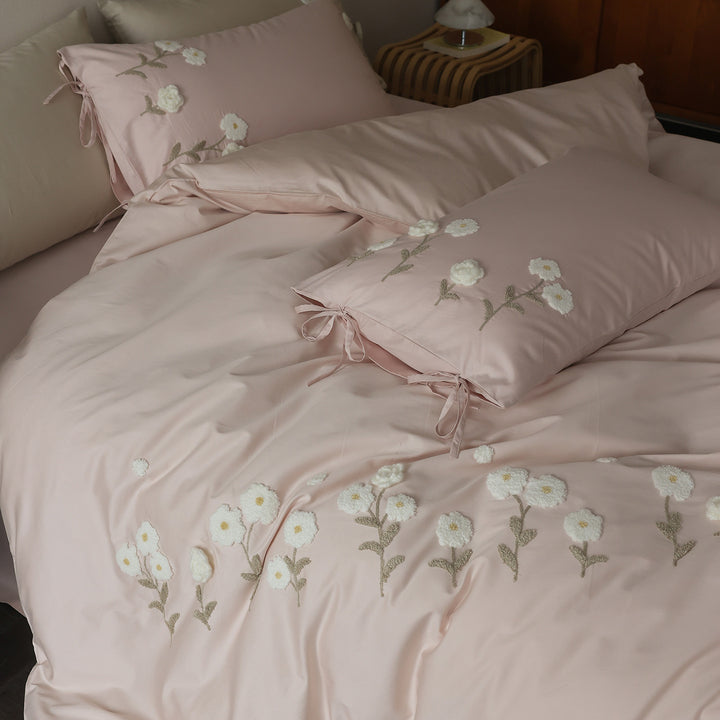 Long Staple Cotton Bedding with Floral Pattern