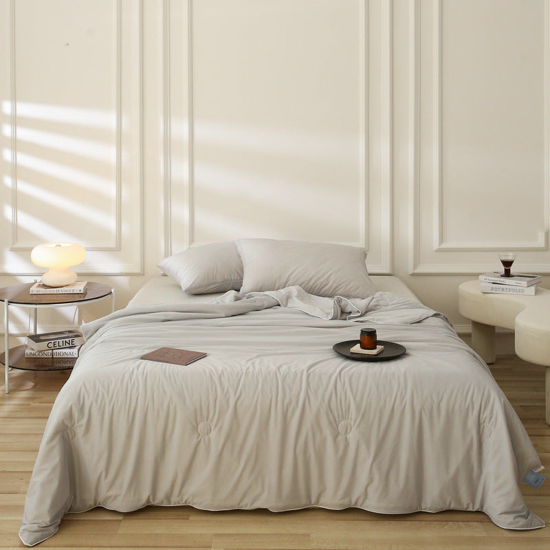 Cooling summer blanket made of functional fibers