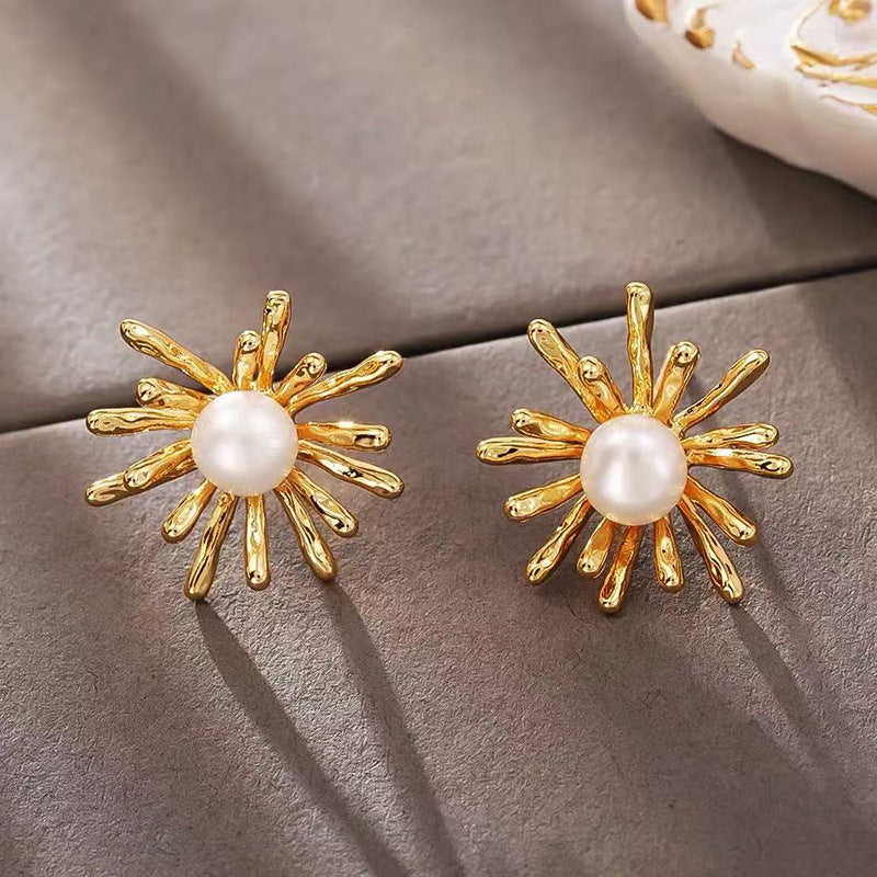 Earrings made of 925 silver with geometric design