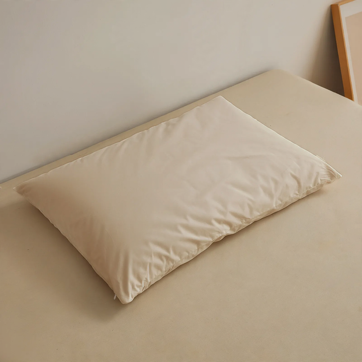 Cotton pillow with embroidery, 48x74cm