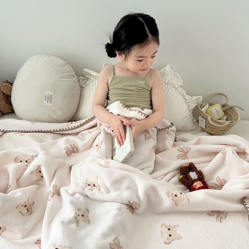 Cozy children's throw blanket with cartoon design, various sizes