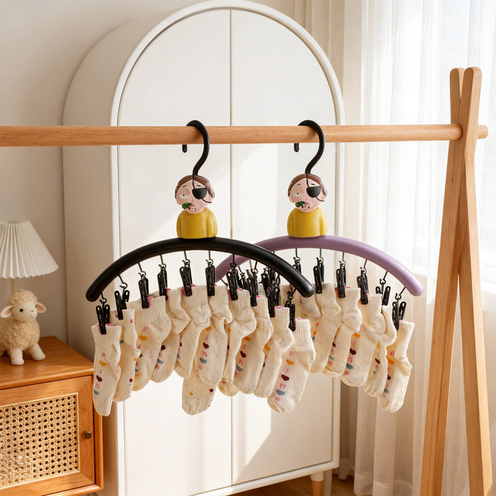 Cartoon clothes dryer with clips