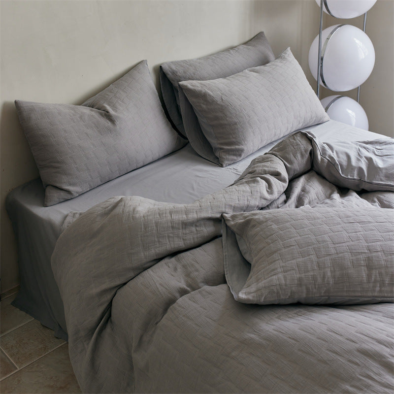 Bedding set made of three-layer cotton muslin