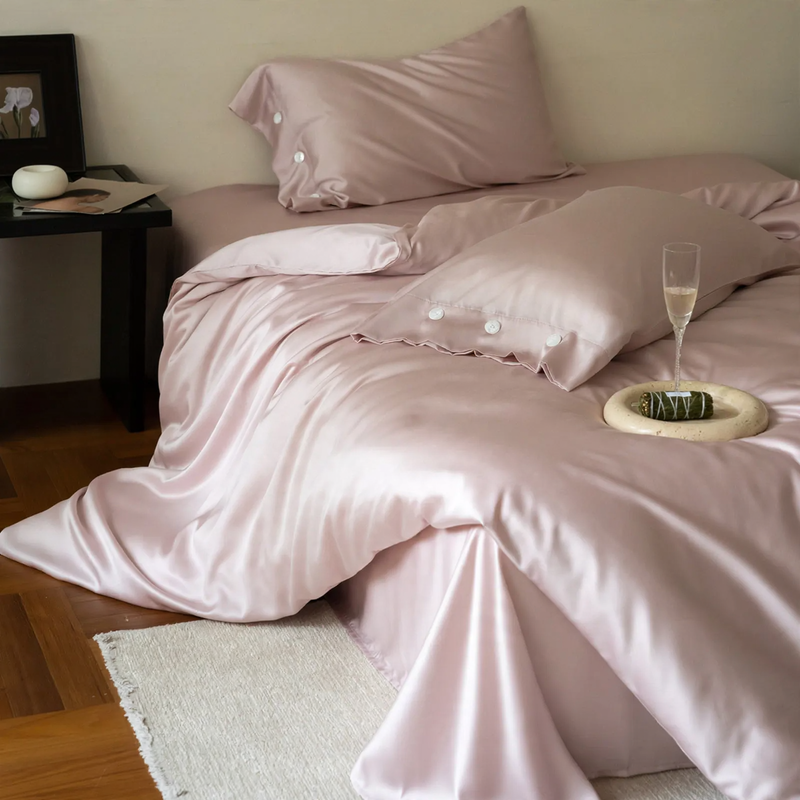 Summer bedding set made of Lyocell fiber, 3- to 4-piece