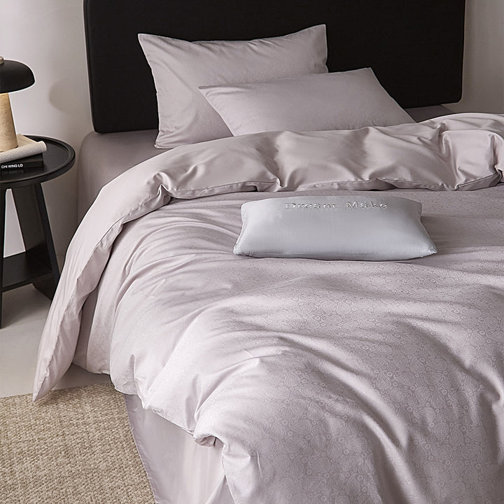 Bedding set made of 100s long staple cotton, 3–4 piece