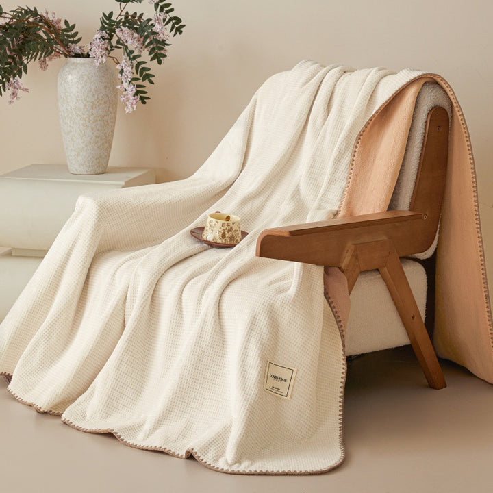 Waffle throw blanket made of milk fiber fleece