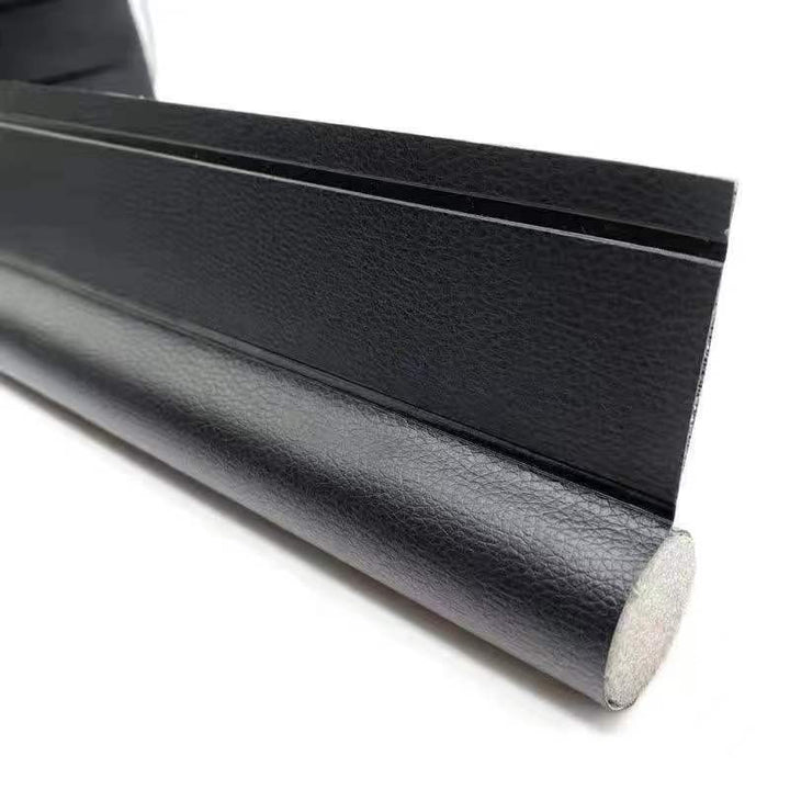 Door bottom seal, soundproof and windproof