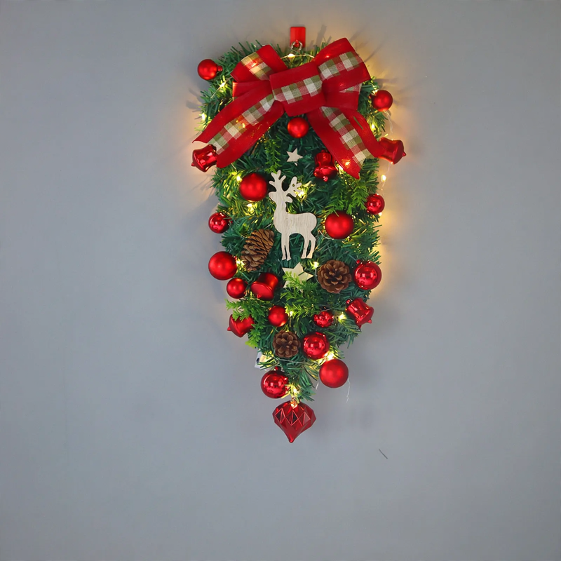 Christmas wreath with pine cones, various sizes