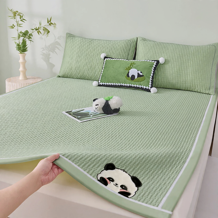 Cooling mat made of viscose fiber, machine washable