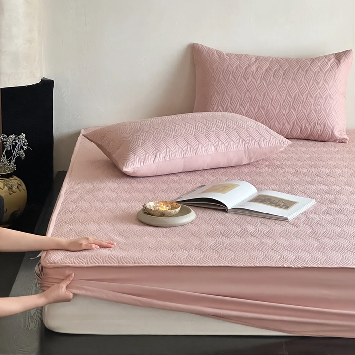 Cotton fitted sheet with padding