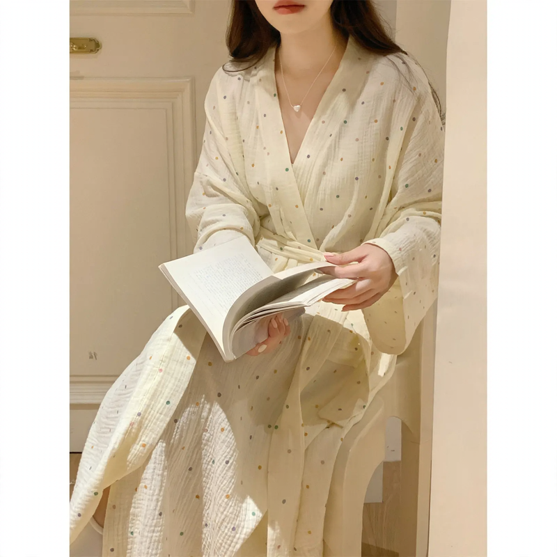 Coral fleece bathrobe for ladies
