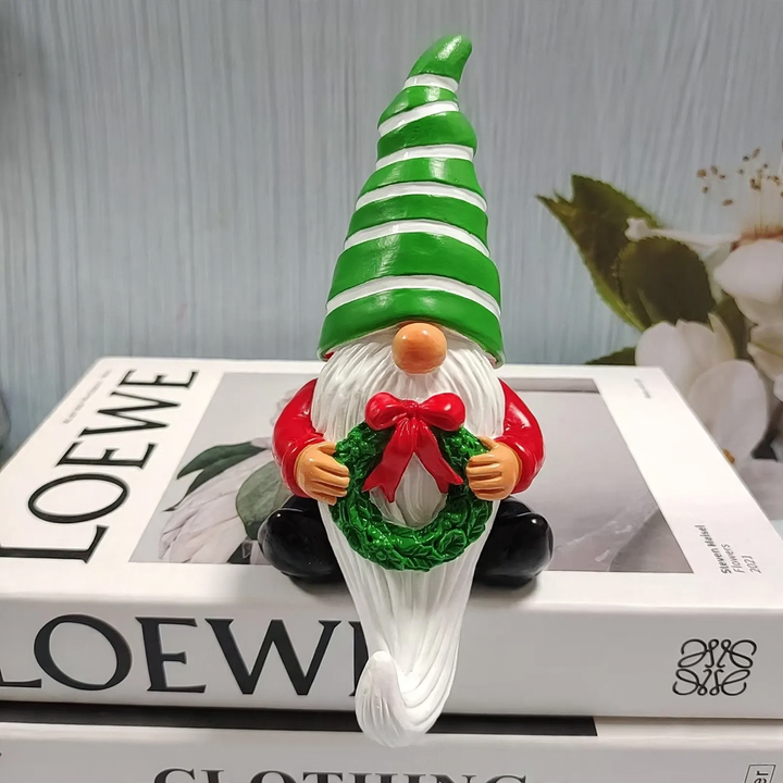 Christmas dwarf with white beard, resin figure