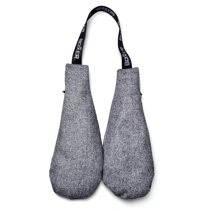 Activated carbon dehumidifying bags for shoes and gloves
