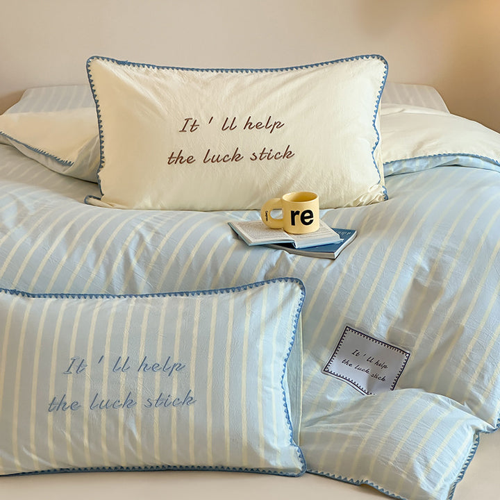 Cotton bedding set, striped, with shell hem