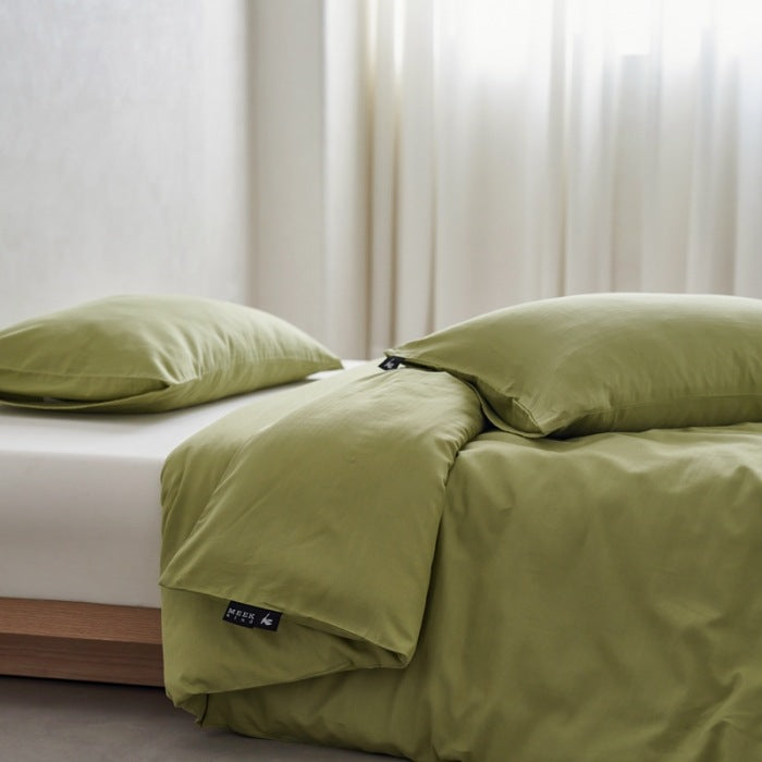 Duvet cover made of long-staple cotton, solid color