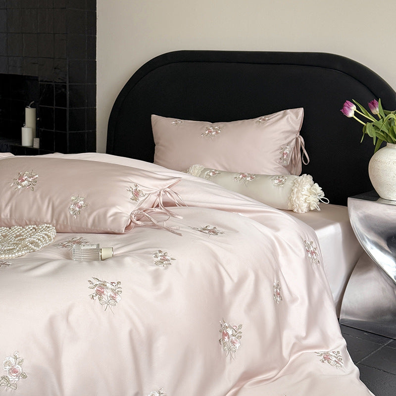 Cotton bedding set, 100 thread count, embroidered
