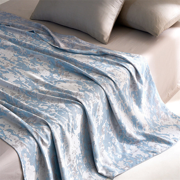 Cooling summer blanket made of lyocell fibers, lightweight