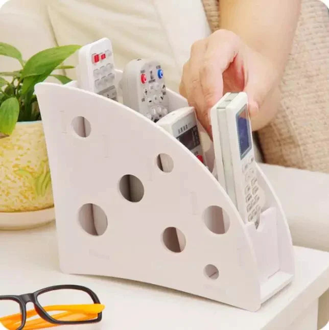 Stornfield 4-Slot Remote Holder