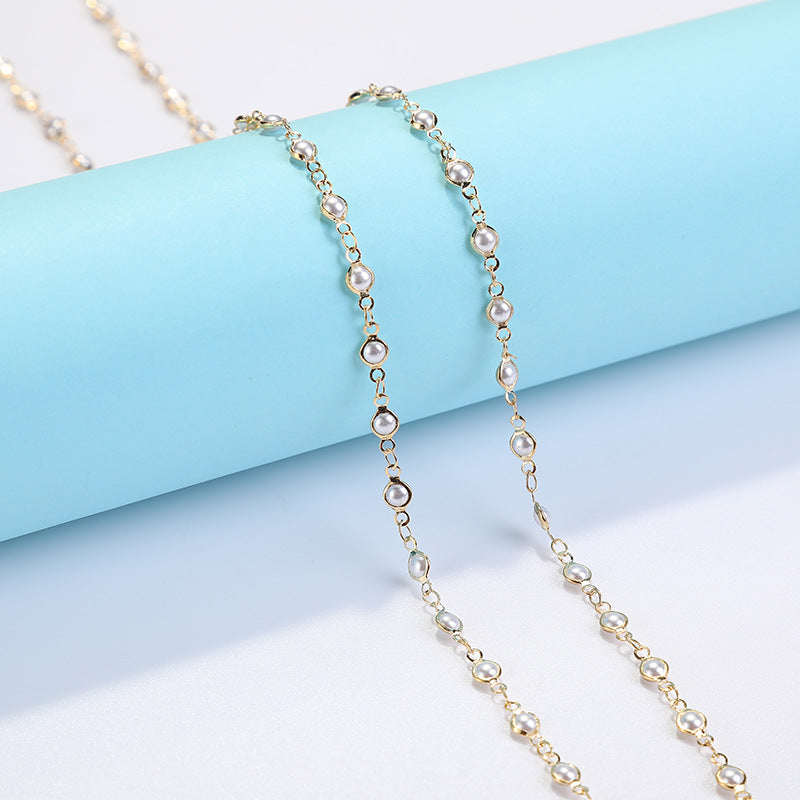 Coastal Shell-Decorated Eyewear Chain Stornfield