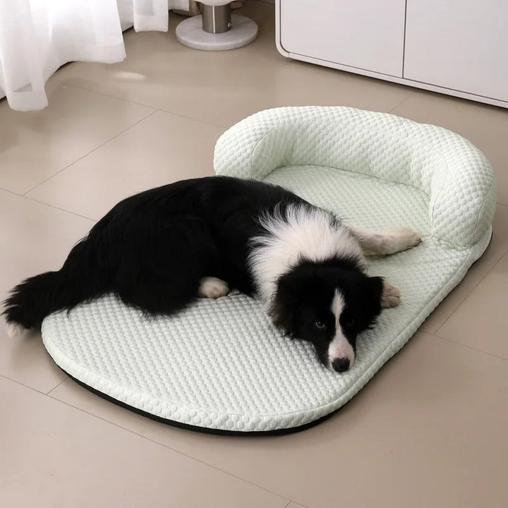 Cooling mat for pets with silk cover | Stornfield