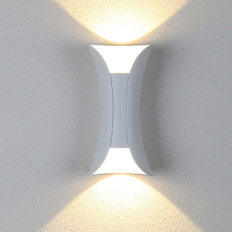 Weatherproof LED aluminum wall light for outdoor elegance | Stornfield