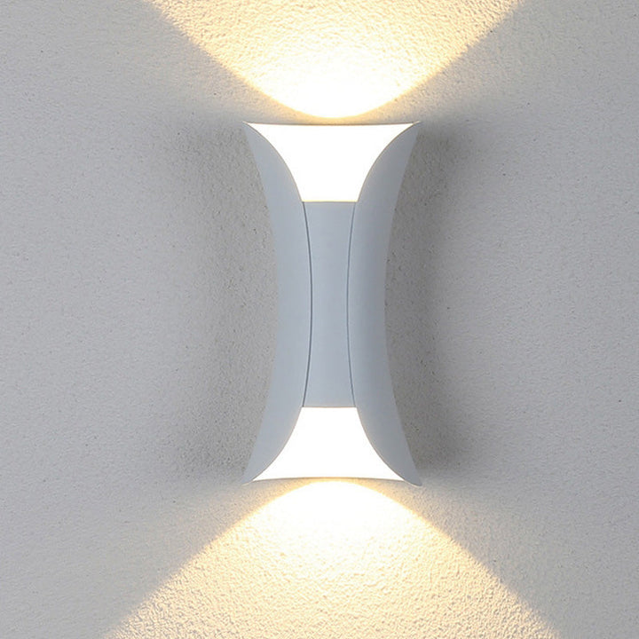 Stylish LED Wall Lamp for Outdoor - Modern and Waterproof | Stornfield
