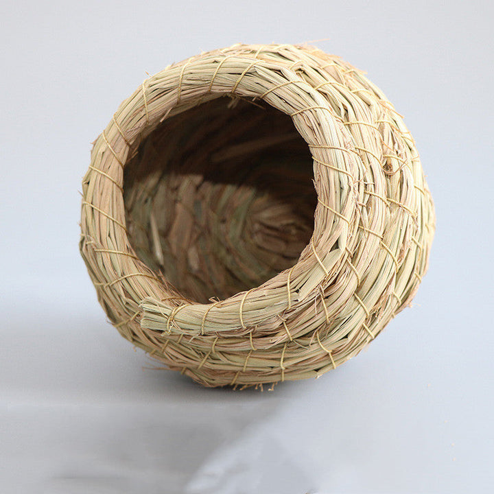 Straw Warm Bird's Nest | Stornfield