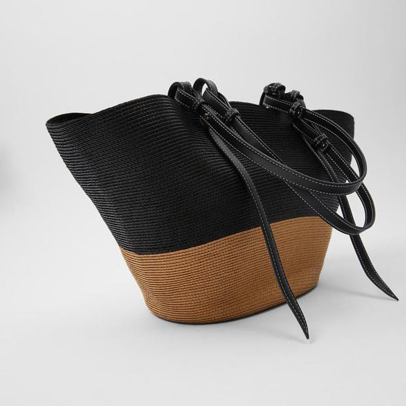 Generous basket bag with elegant leather accents Stornfield