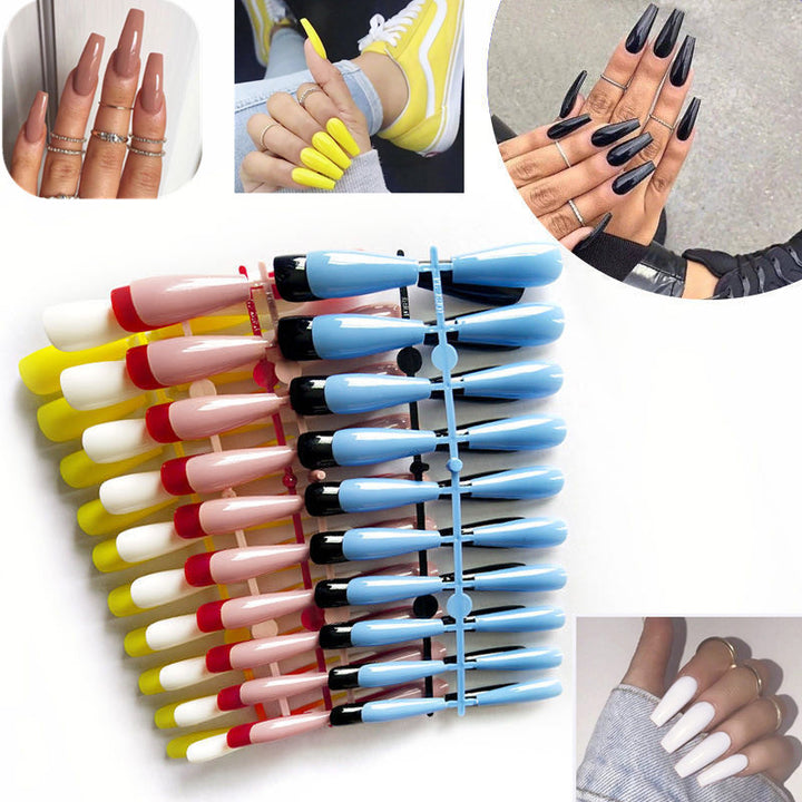 Elegant artificial nails in fashionable stiletto design Stornfield