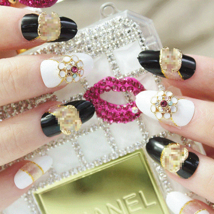Glamorous Decorative Art Nails Stornfield