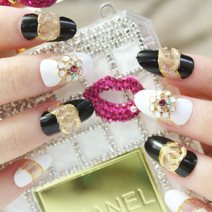 Glamorous Decorative Art Nails Stornfield