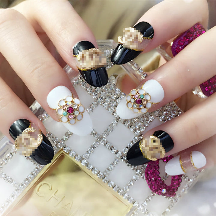 Glamorous Decorative Art Nails Stornfield
