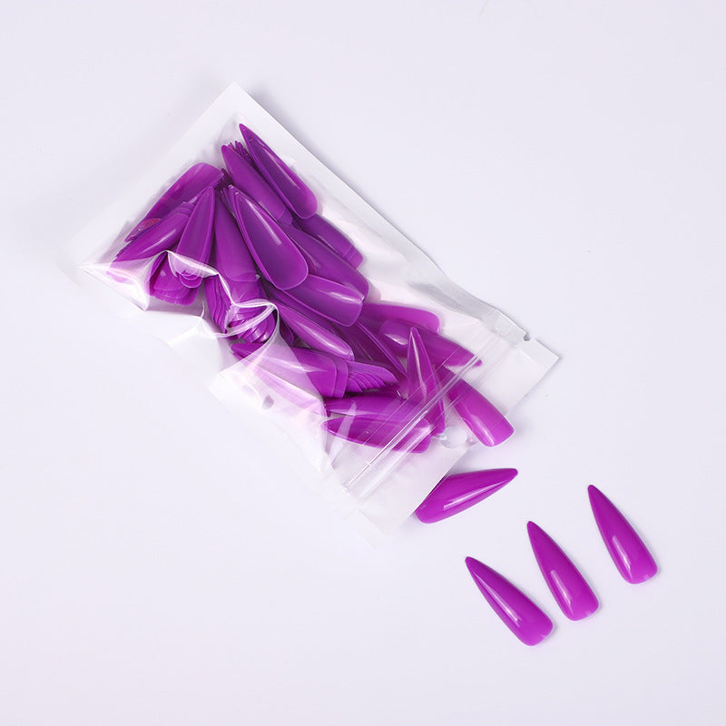 Artificial nails in elegant stiletto style Stornfield