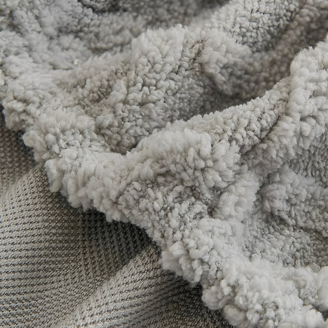 Samt-Sofa cover with diamond pattern – Soft & Luxurious | Perfect fit for any couch | Stornfield
