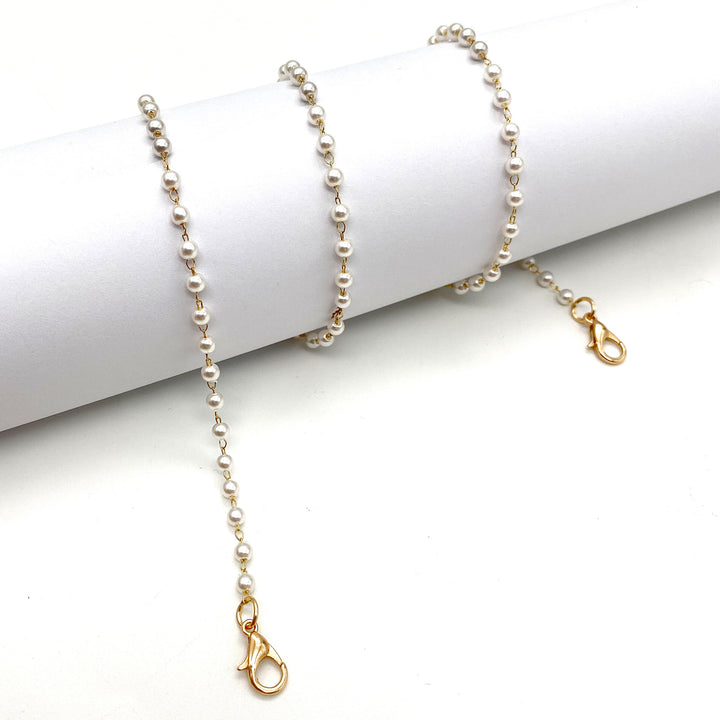 Elegant Beaded Eyewear Chain Stornfield