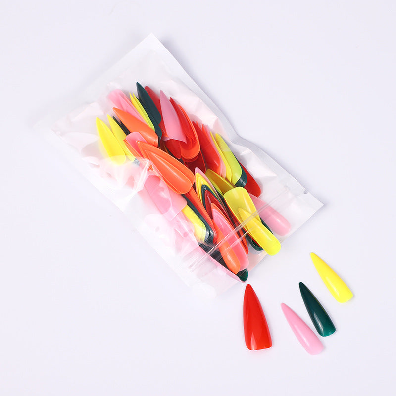 Artificial nails in elegant stiletto style Stornfield