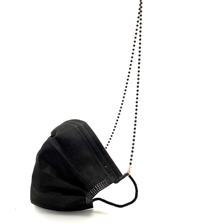 Elegant Beaded Eyewear Chain Stornfield