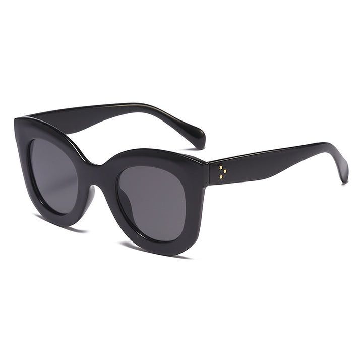 Ladies Elegant oversized sunglasses with an extravagant frame Stornfield