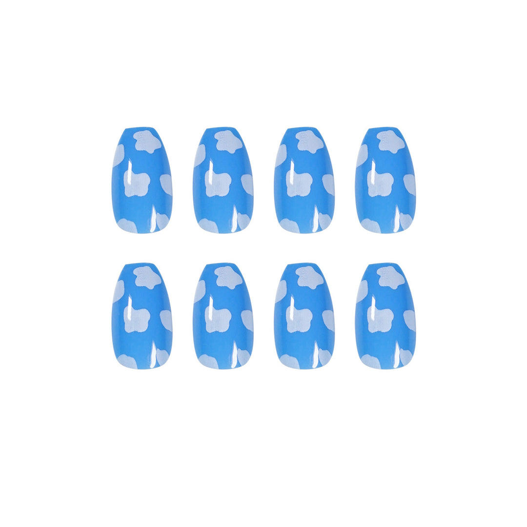 Exquisite artificial nails with cloud design and shine Stornfield