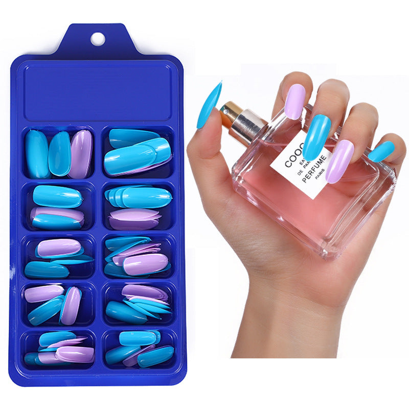 Artificial nails in elegant stiletto style Stornfield