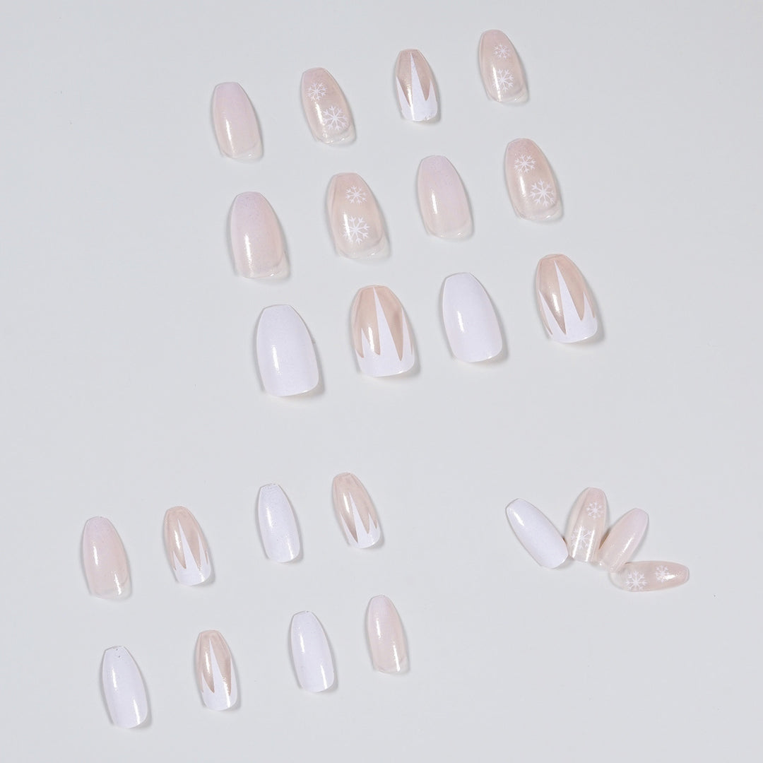 Elegant Christmas Nail Art Stornfield