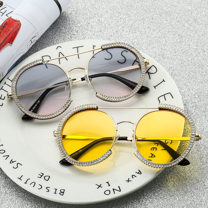 Ladies sunglasses with glamorous rim and innovative design Stornfield