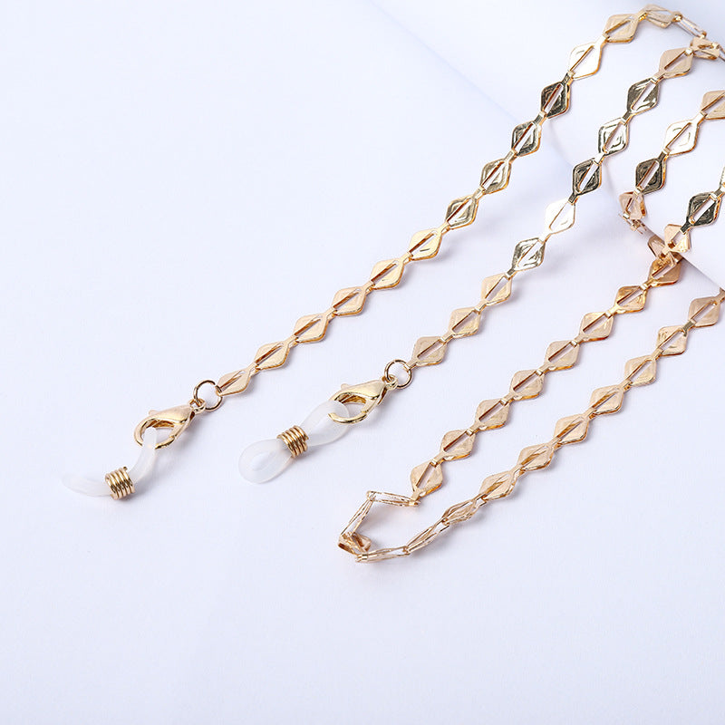 Necklace with beads and transparent pendants Stornfield