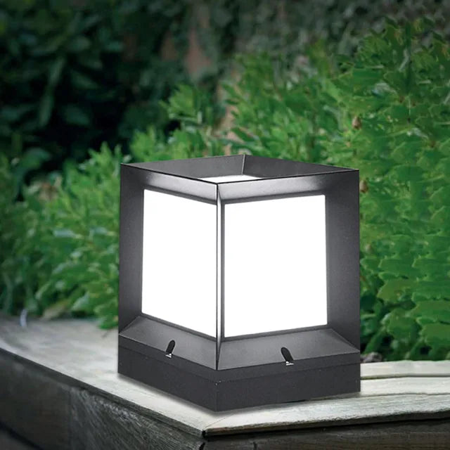 Stornfield | Column Lamp Cube