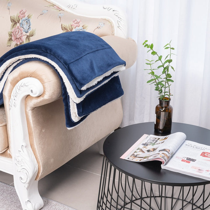 Ladies cozy reversible blanket with high-quality microfiber fabric Stornfield